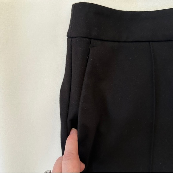 NWOT Boden Pleat Front Tapered Ponte Knit Pants in Black Size US 6 - Picture 4 of 7